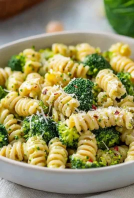 A delicious bowl of easy healthy broccoli pasta with vibrant green broccoli.