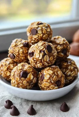 No-bake peanut butter energy bites recipe ingredients and finished snack.